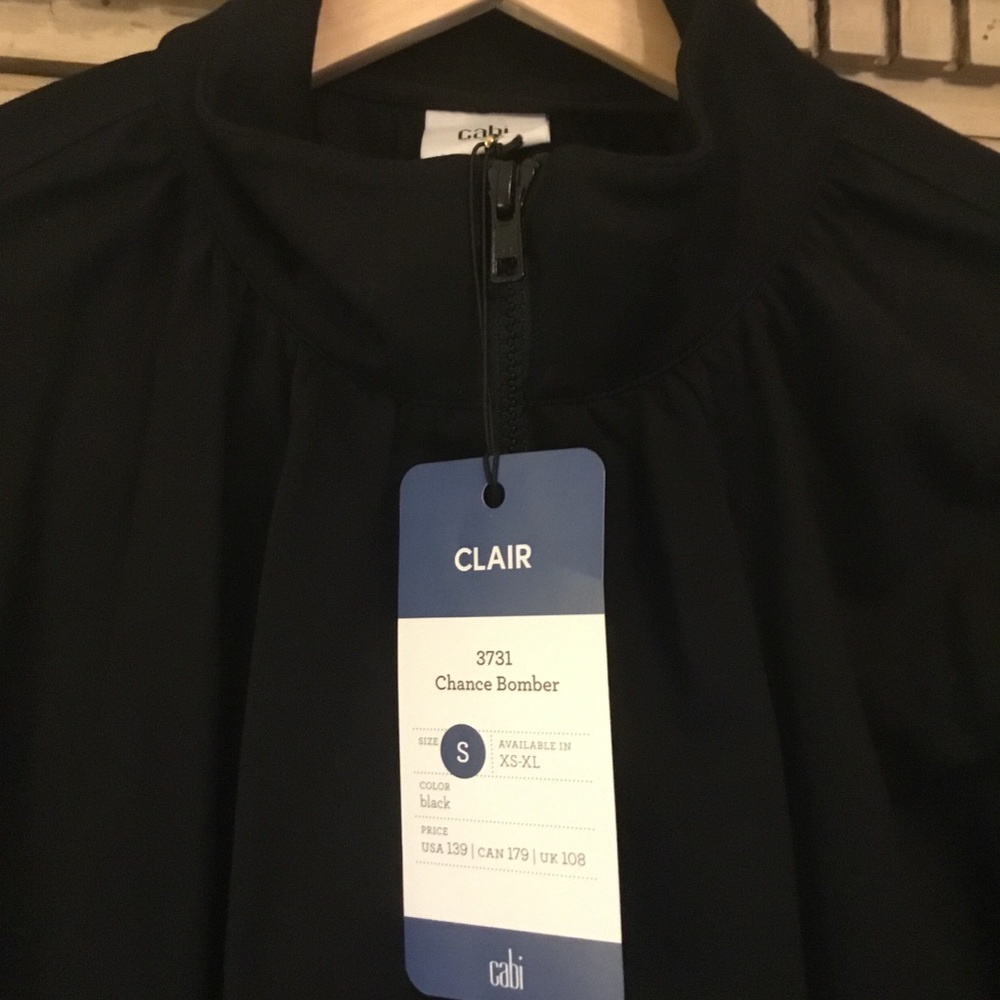 Women’s Black Cabi Chance Bomber Jacket Size S NWT - Picture 5 of 6